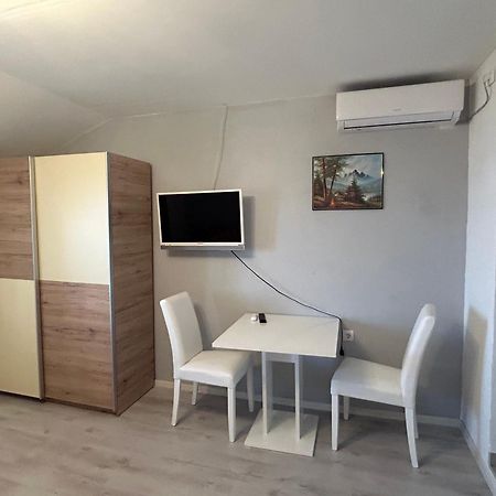 Apartments Spalj 1 I 2 센 외부 사진