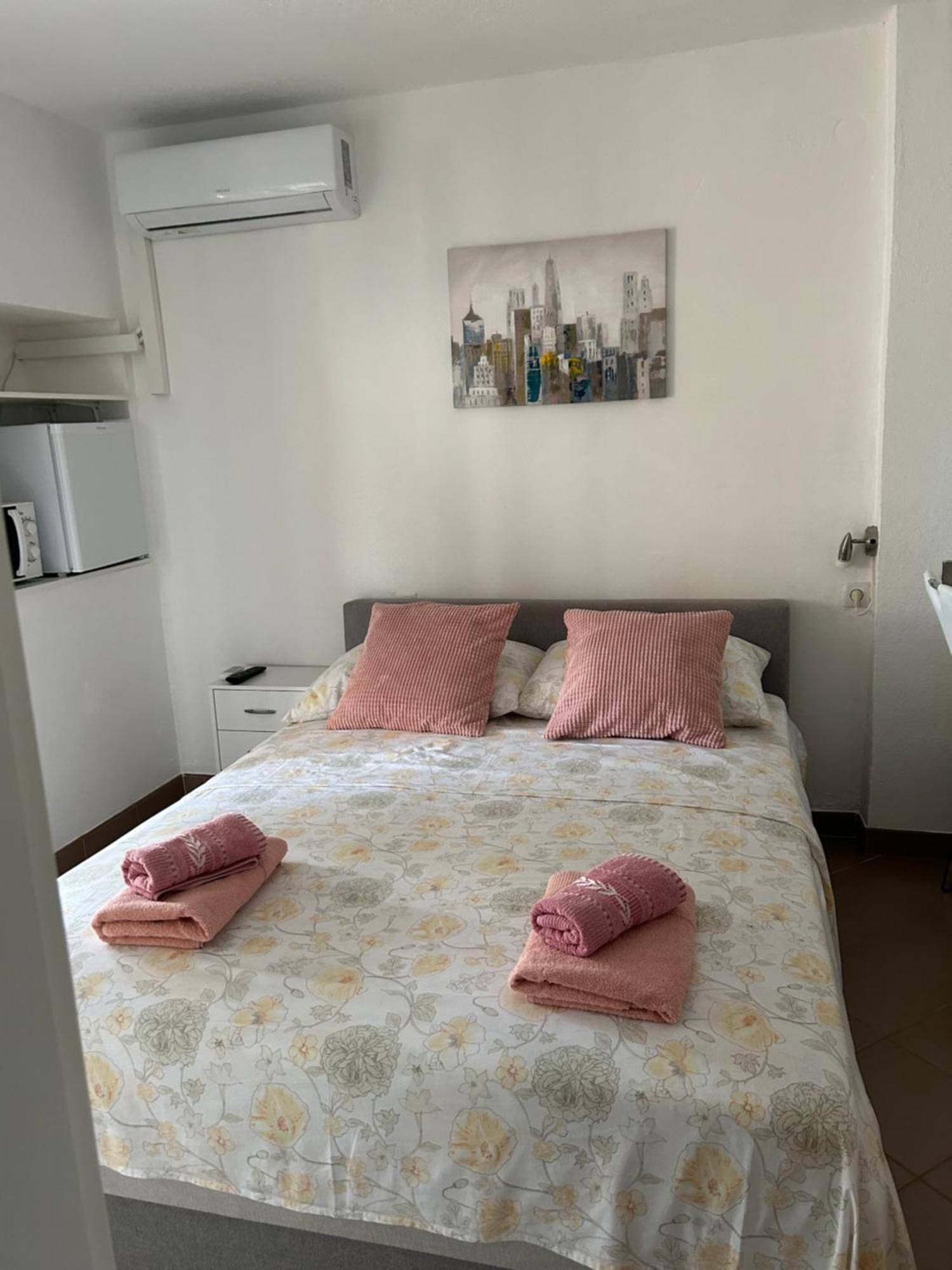 Apartments Spalj 1 I 2 센 외부 사진