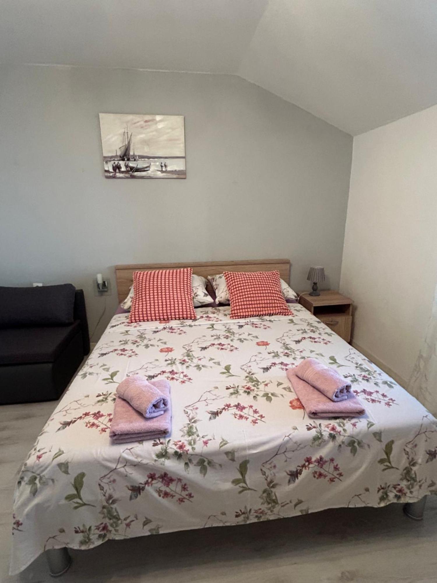 Apartments Spalj 1 I 2 센 외부 사진